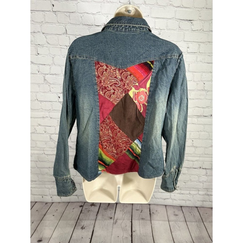 Stonebridge Medium Wash Long Sleeve Denim Snap Up Shirt Quilted Colorful Back PL